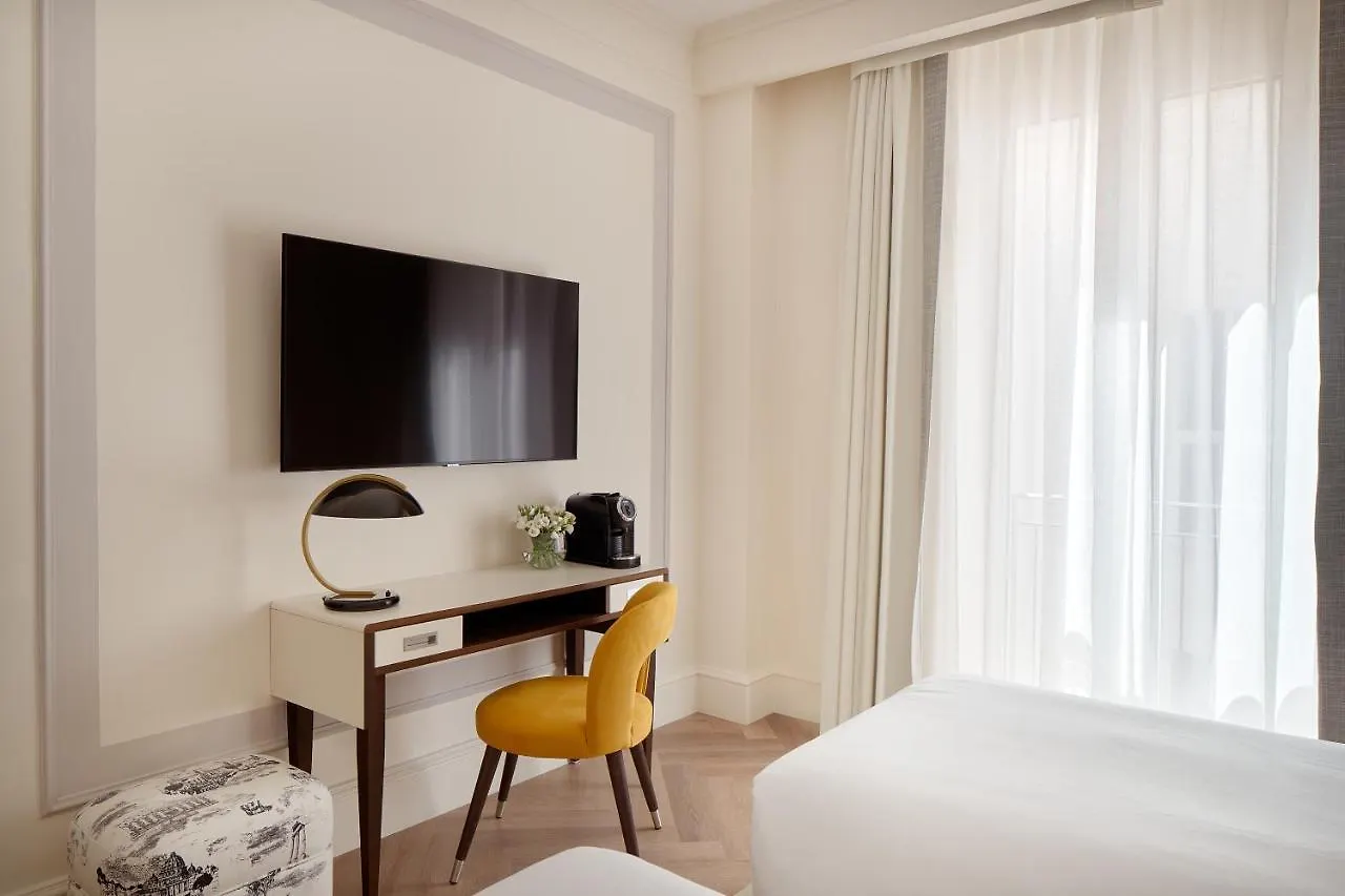 Una Hotels Trastevere Roma 4*, Rom